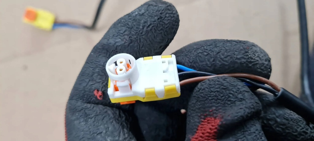 фото №9, A4 b9 8w штекер колодка подушка безопасности 3c8972563 a5 8w q5 80a q7 vw audi