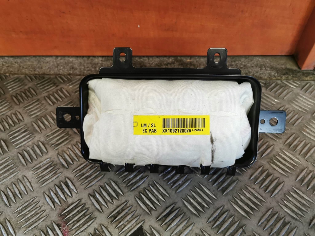 фото №1, Подушка подушка безпеки kia sportage iii оригінальний номер 84530-3u000