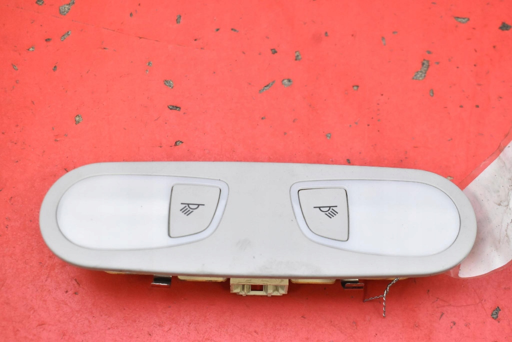 фото №1, Лампа освещение салона задняя 4g0947111 audi a6 c7 10-14