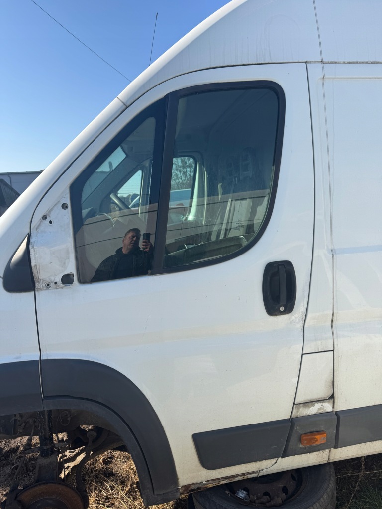 Fiat ducato boxer jumper молдинг левая на стойку габаритный фонарь 1306892070 2006- Недорого