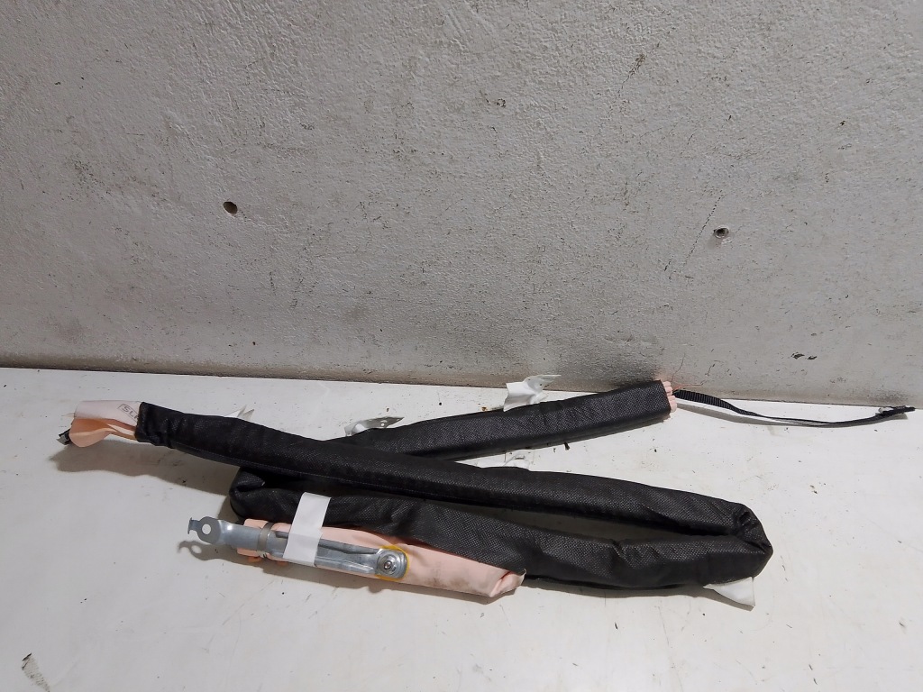 фото №1, Шторка безпеки повітряна права dacia duster ii 985p08167r