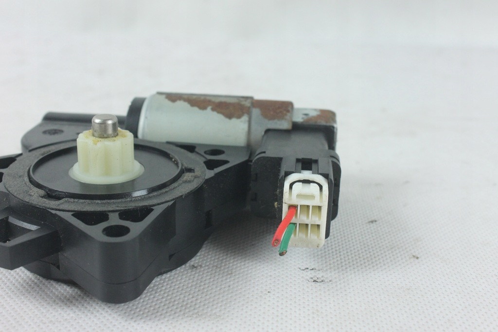 фото №8, Моторчик опускання скло правий задня двері задніх mazda 6 gg gy задній