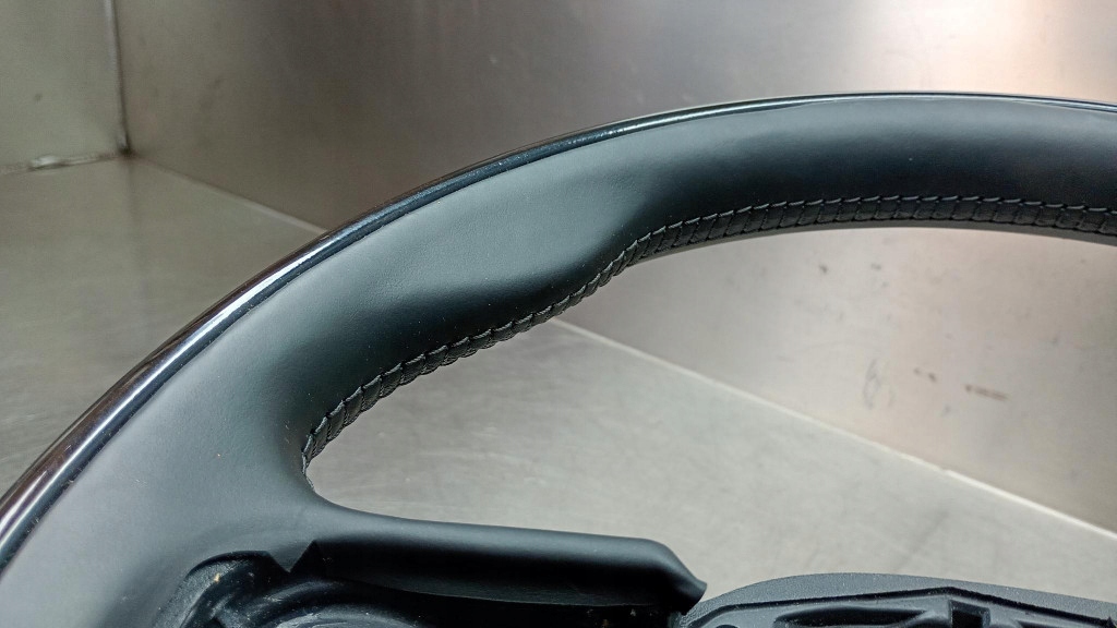 фото №9, Volvo xc90 ii 2014- повітропровід шкіра drewno