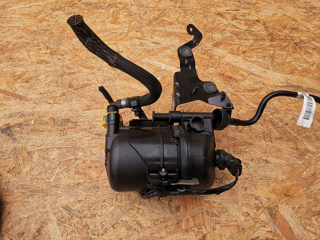 фото №1, Jaguar f-pace 2.0d корпус фильтра топлива фильтр