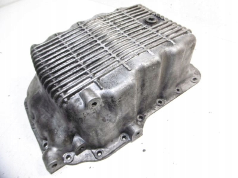 Volvo 343 345 340 360 піддон масляна 1,6d 399668 Оригінал