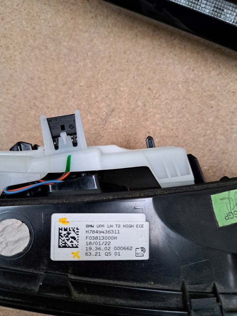 Купити Bmw 2 u06 фари задній ліва права кришка багажника 8494359 8494360 комплект європа