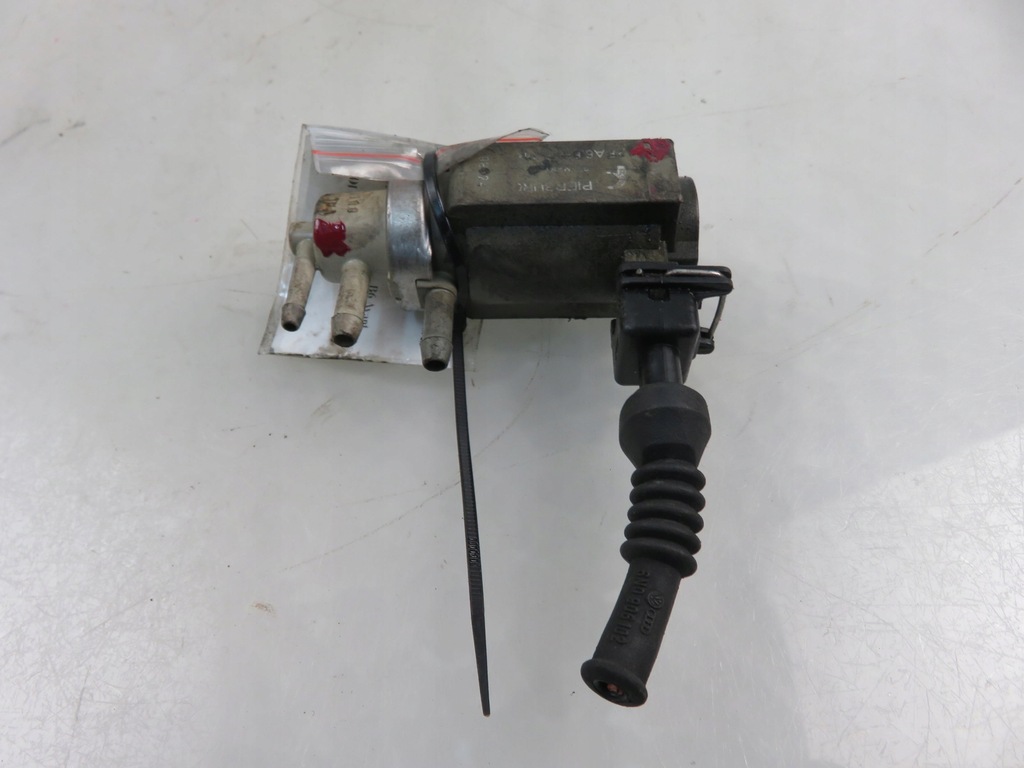 фото №5, Клапан вакуумa audi a4 b6 2.5 tdi 059906627a