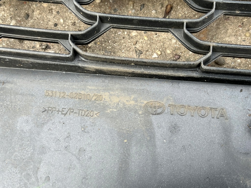 фото №9, Бампер передний toyota corolla e21 6 pdc