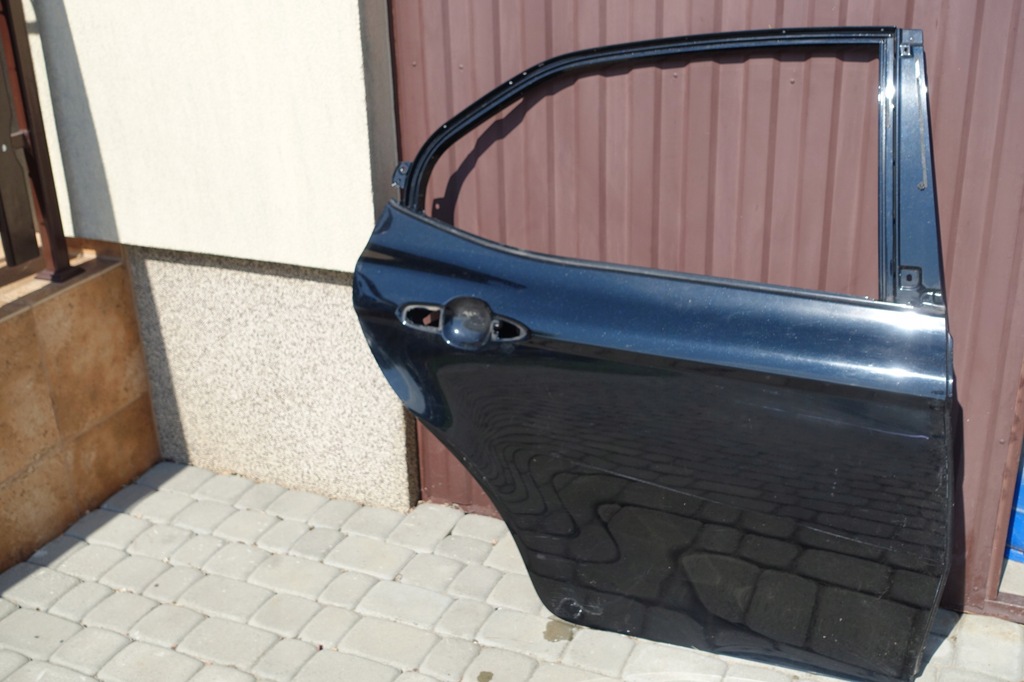 фото №1, Toyota camry viii двері задня задні праве