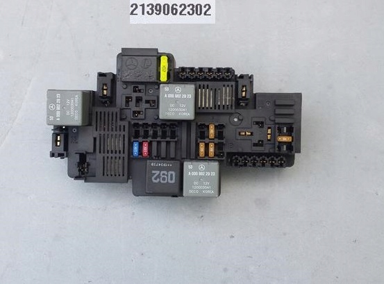 фото №1, Коробка запобіжників mercedes s w217 w222 2139062302