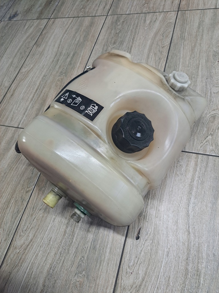 фото №1, Бачок расширительный жидкость охлаждающей renault magnum dxi