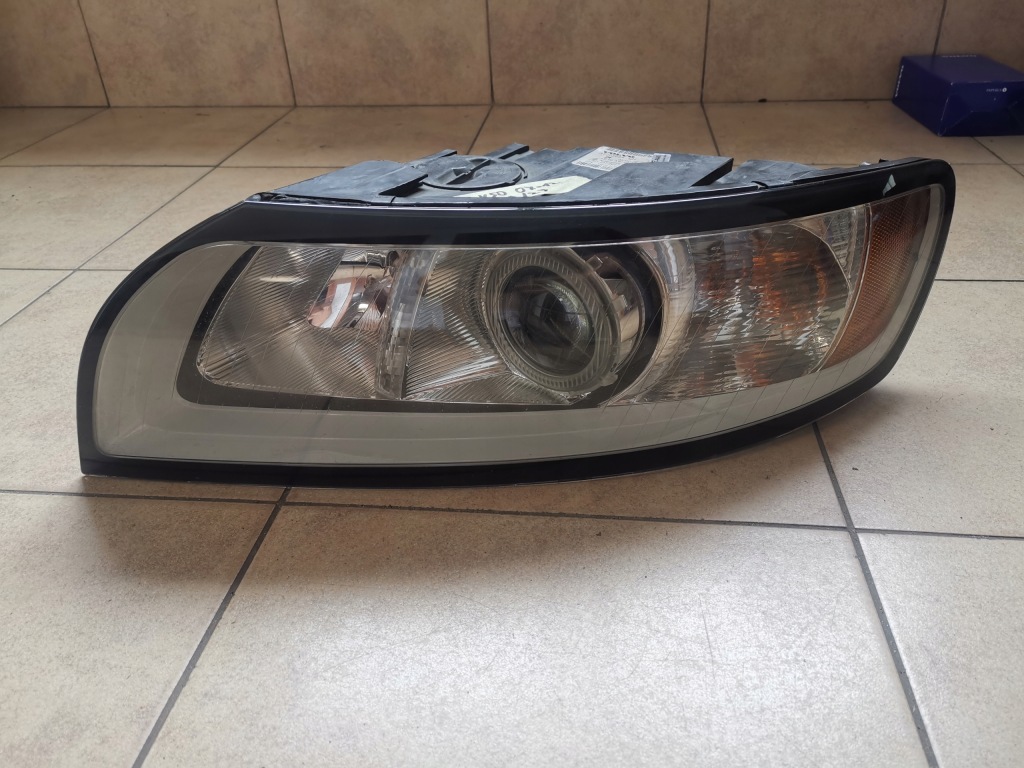 фото №1, Volvo s40 v50 2007-2012r лампа ліва передня