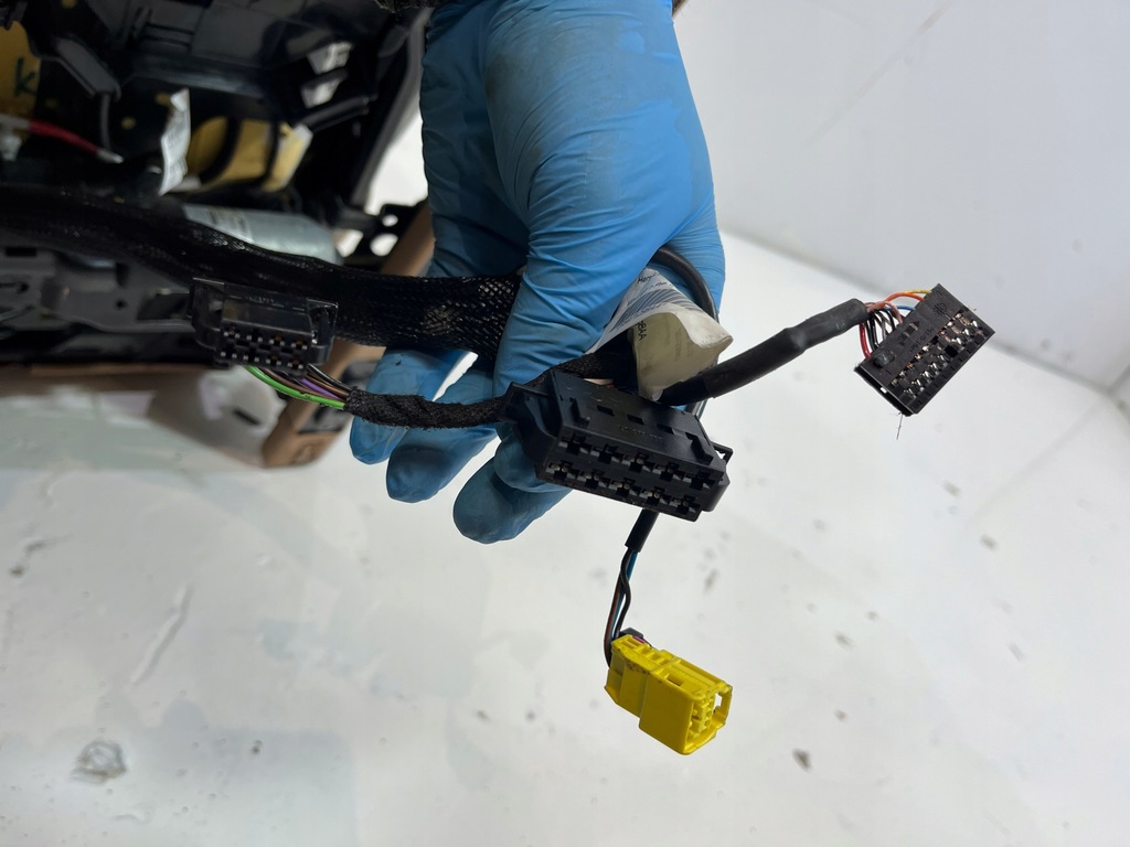 фото №13, Сидіння пасажира cayenne 92a 7p5 turbo s cognac вентиляція , з підігрівом ,екран !