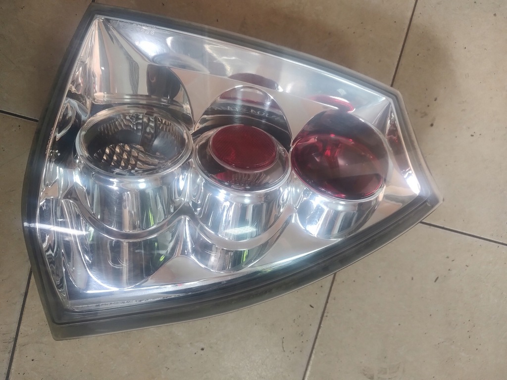 фото №1, Peugeot 307 sw лампа задняя правая