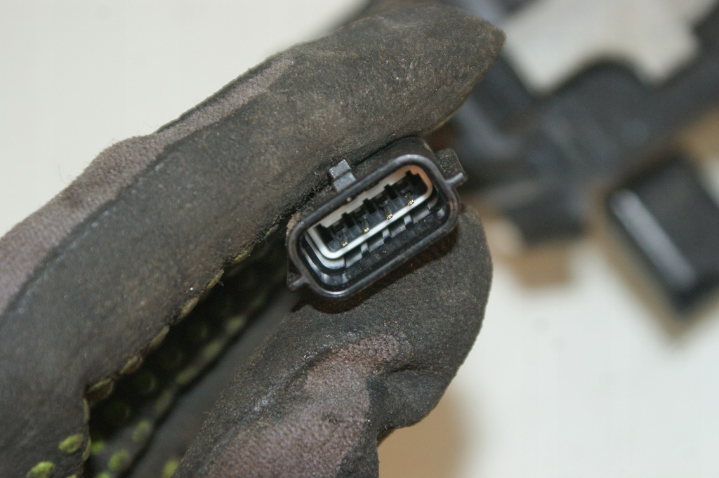 фото №10, Ручка с замком левый задняя grand scenic ii 119333