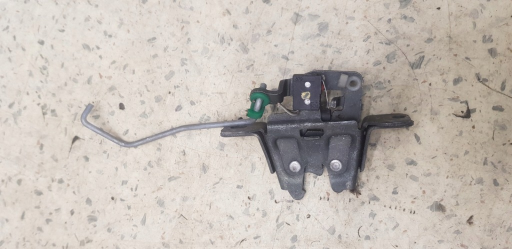 фото №2, Замок крышки задняя багажника alfa romeo 166