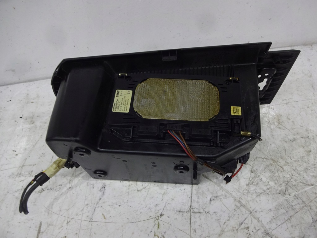 фото №5, Зарядний пристрій індукційна роз'єм aux usb bmw x4 f26