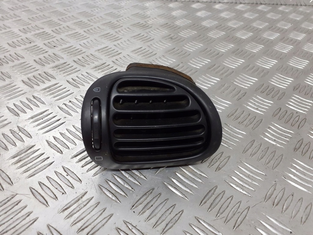 фото №1, Решітка обдув ліва peugeot 206 1.4 hdi 9632184877