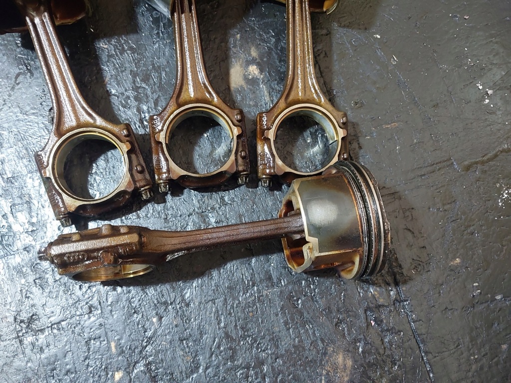 фото №11, Поршень шатун vw passat b5 1.8t awt 150km