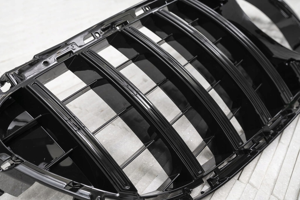 фото №12, Mercedes e w212 13-16 с камера решётка радиатора panamericana