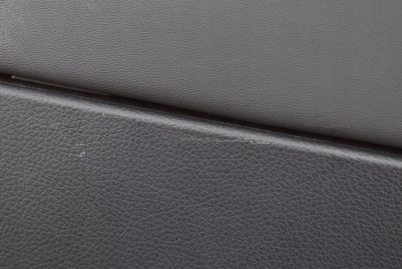 фото №7, Туннель средний подлокотник кожаный eu 92113al000 subaru outback 5 v 14-19