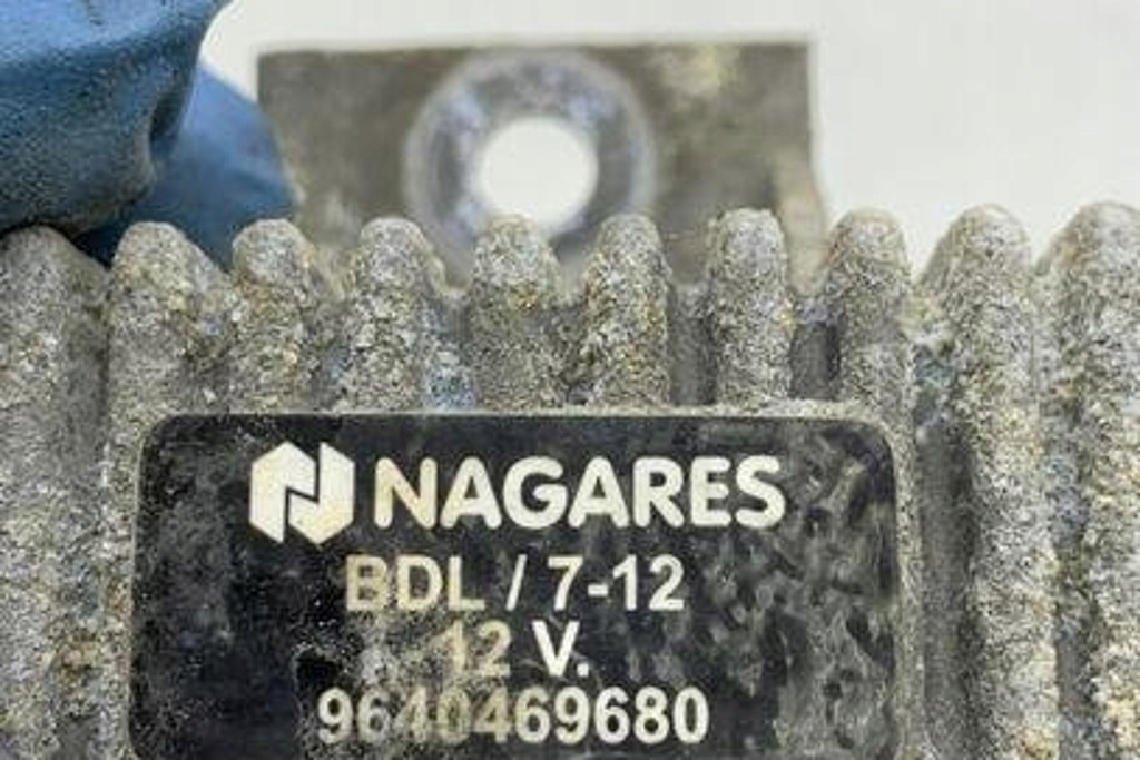 фото №1, Свічки запалювання запалювання renault grand scénic ii jm0/1_ 9640469680 1.9l дизель