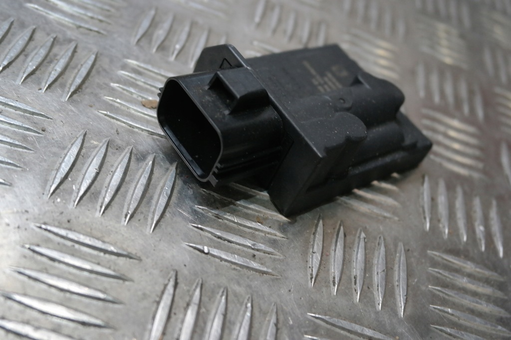 фото №1, Volvo блок керування насоса пального 31355909