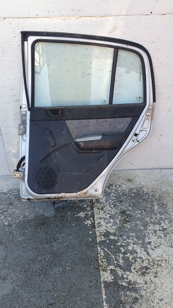 фото №10, Hyundai getz 5d дверь правое задние задняя €