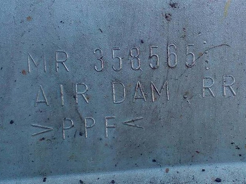 фото №2, Бампер задняя mitsubishi space runner