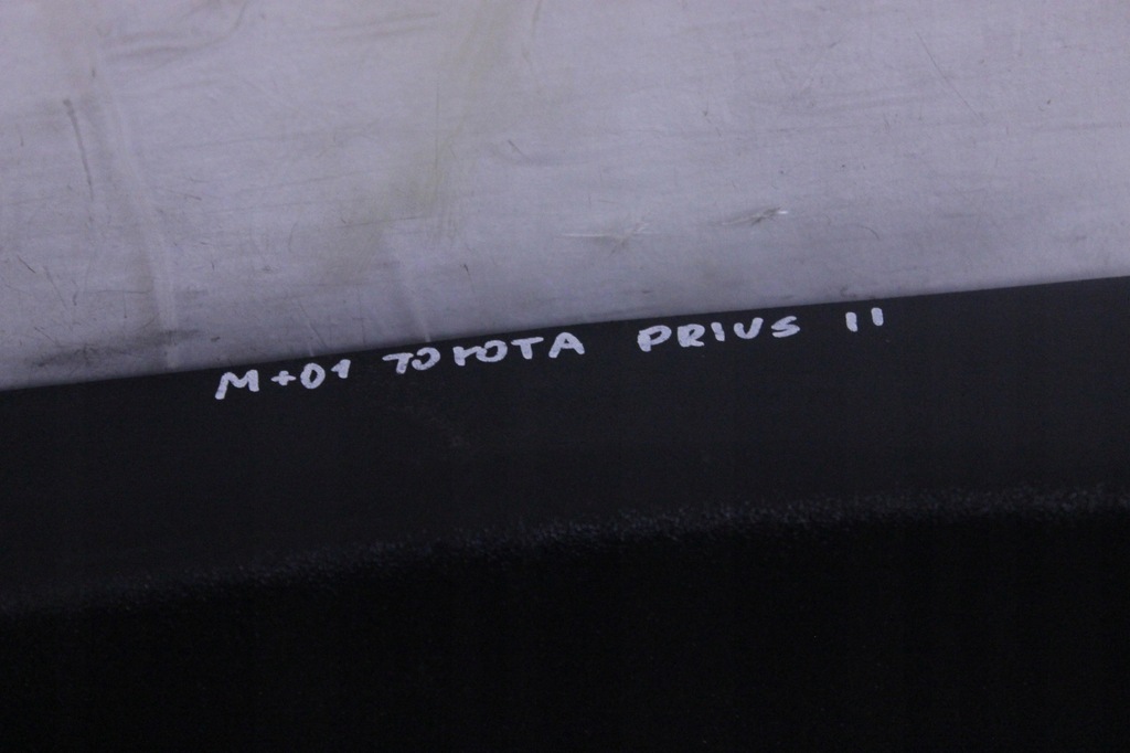 фото №4, Оббивка кришки багажника toyota prius ii 2003r-