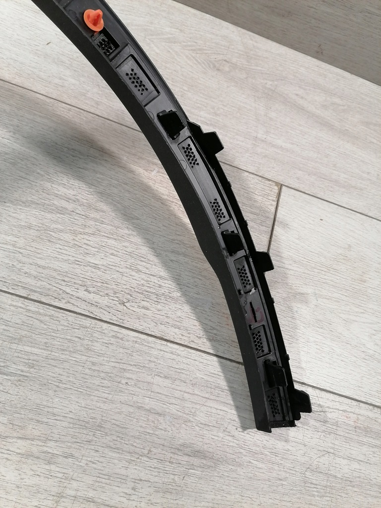 фото №9, Polestar ii молдинг крила правий задня 31672604