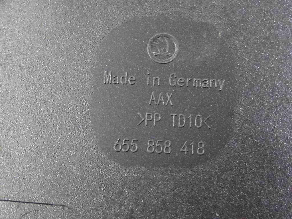 фото №11, Skoda scala dekor молдинг консоли карбон решётка обдув 655858418 655819702h