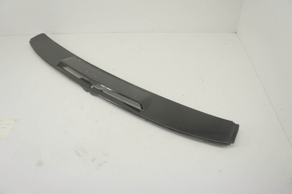 фото №1, Gu099 infiniti q30 молдинг третьего свет стоп