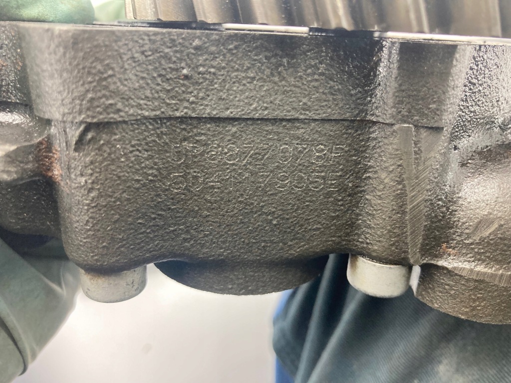 Iveco stralis cursor 10 euro 5 насос масла 504117905 оригинал Недорого