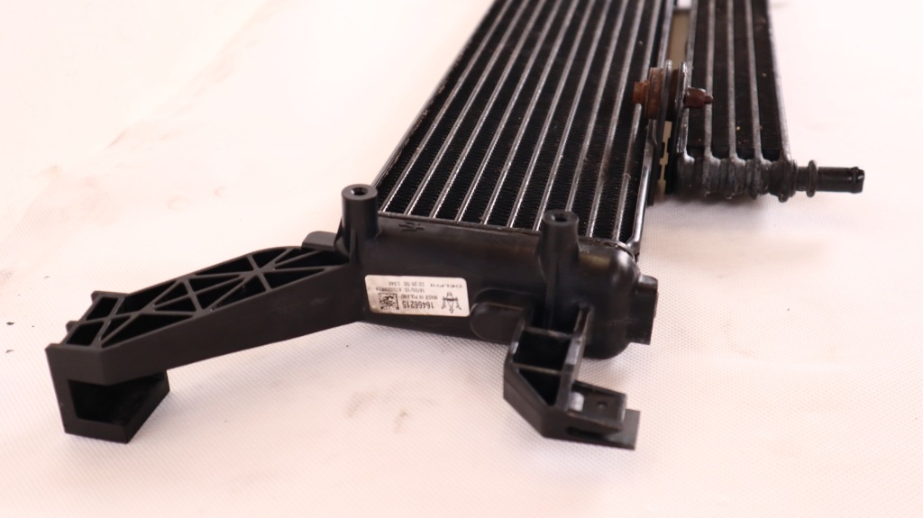 Maserati ghibli 3.0 d 14- радіатор оливи 16460663, 16466215 Недорого