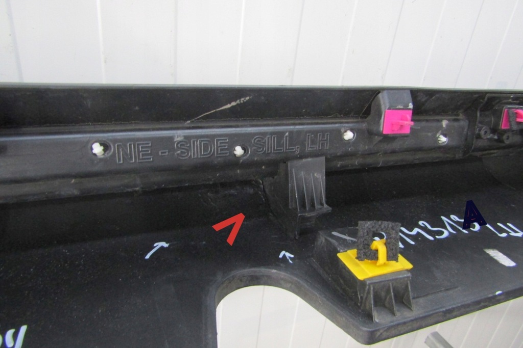 фото №11, Молдинг порог левая hyundai ioniq 5 21- порог