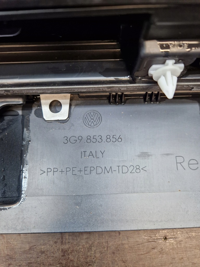 фото №11, Молдинг поріг права vw passat b8 alltrack