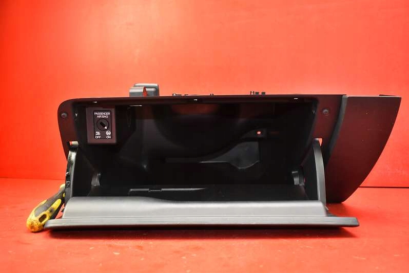 фото №7, Бардачок пассажира eu 5jb857097 skoda rapid 12-17