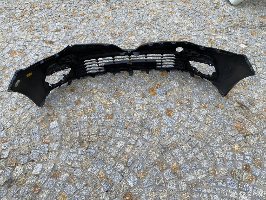 Renault clio iv gt бампер решітка середня перед 622540754r оригінал Доставка