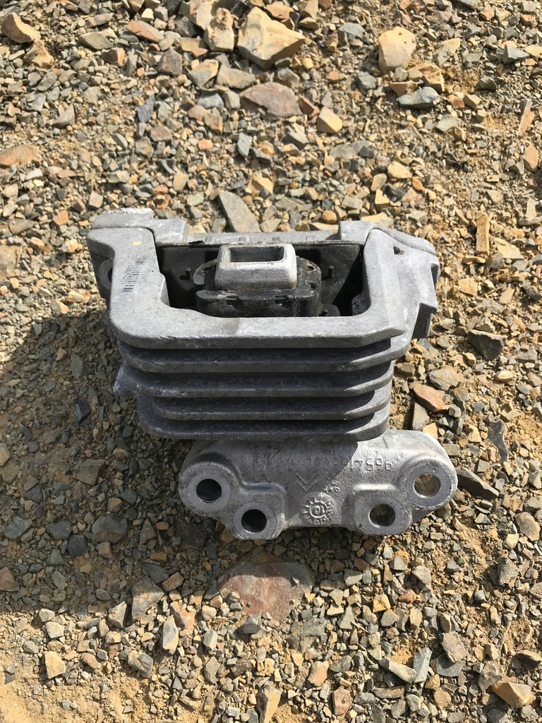 фото №1, Кронштейн подушка двигуна peugeot 207 sw 9654166080