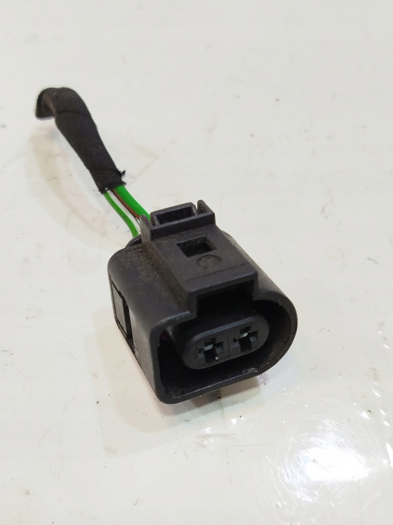 фото №1, Колодка штекер vw passat b8 1j0973722