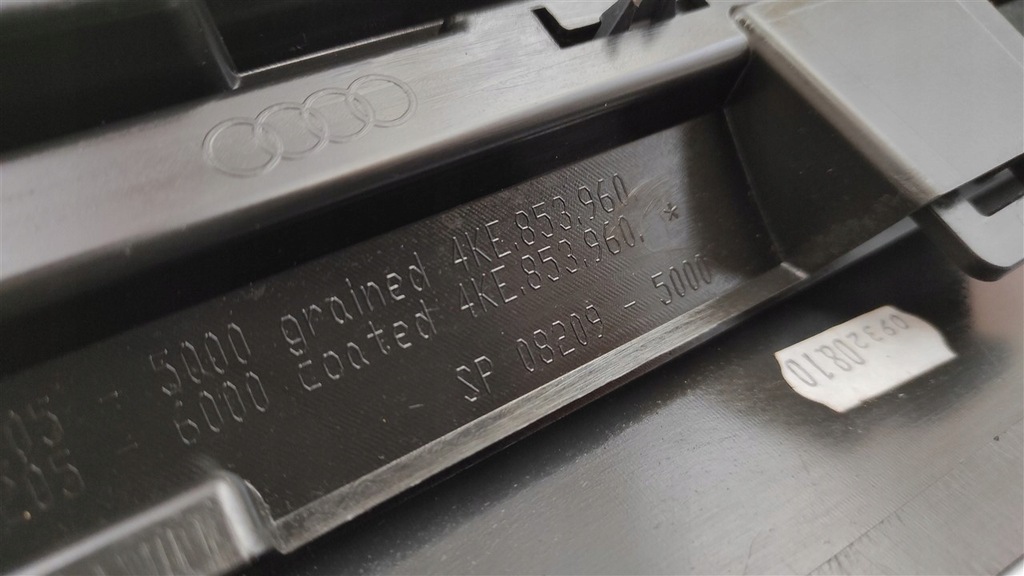 фото №7, Молдинг дверь правая перед audi e-tron 4ke853960