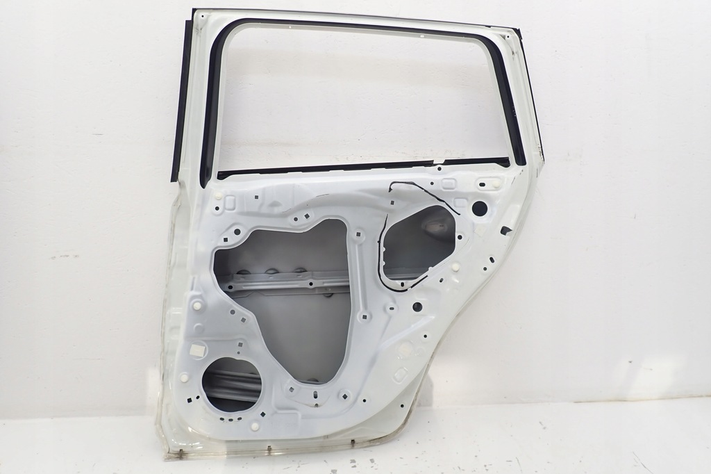 фото №9, Mazda 6 gj 2016 kombi двері правий задня задні