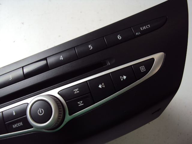 фото №4, Радио cd renault laguna iii coupe 08 r