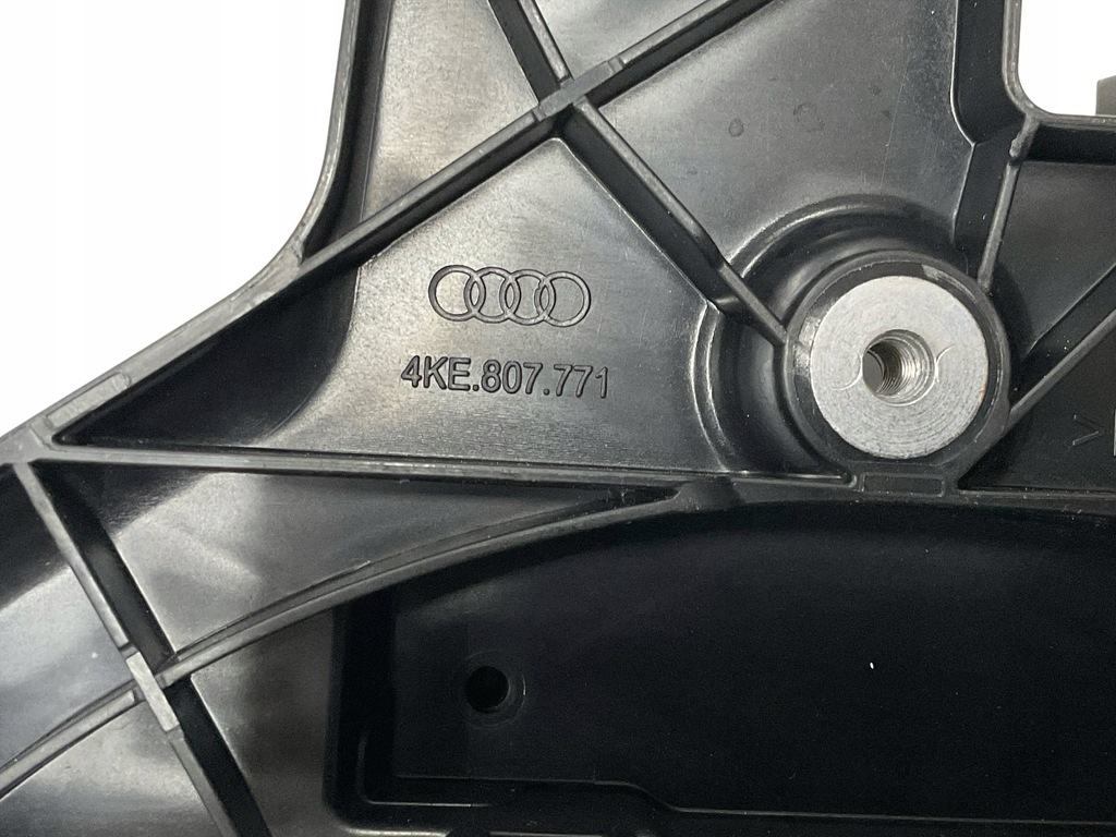 фото №13, Шторка, жалюзи, впуск, воздуховод воздуха audi e-tron 2.314