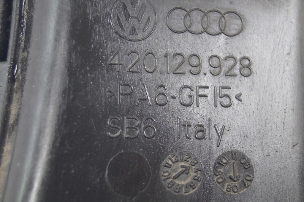 фото №3, Воздухозаборник труба фильтра воздуха audi r8 420 420129528