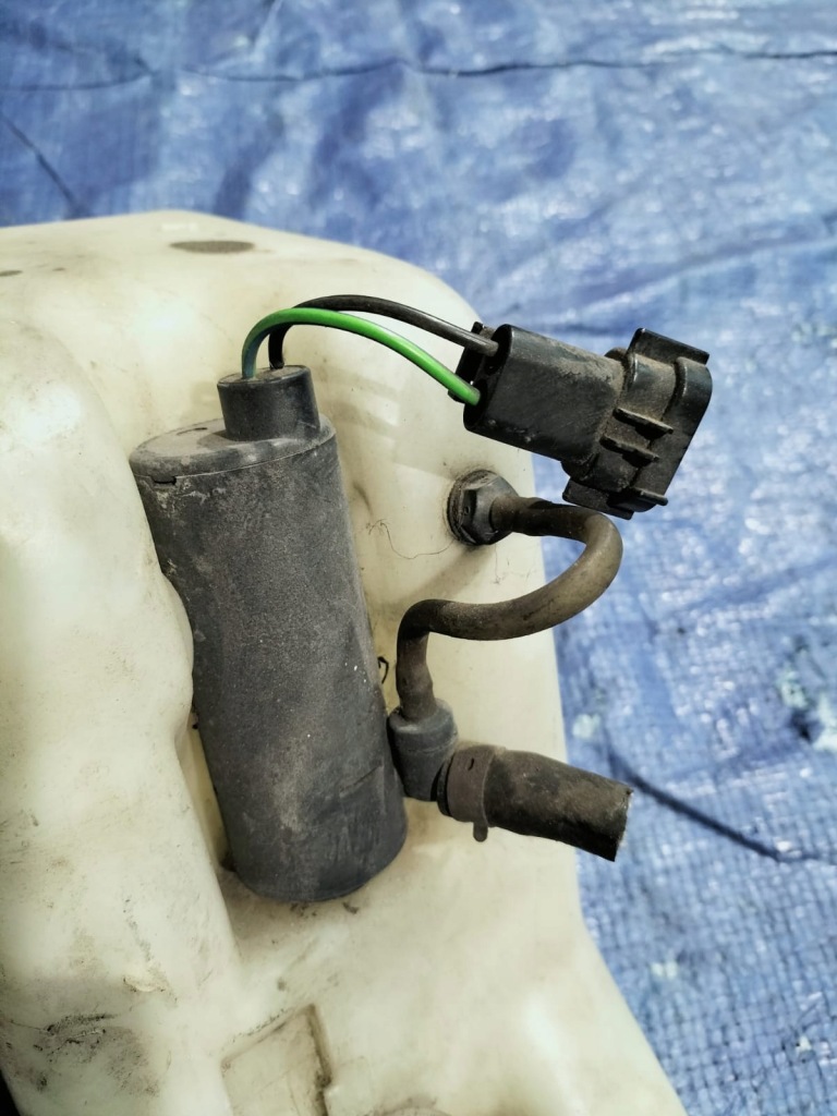 фото №1, Помпа омывателя фары лампа opel frontera a