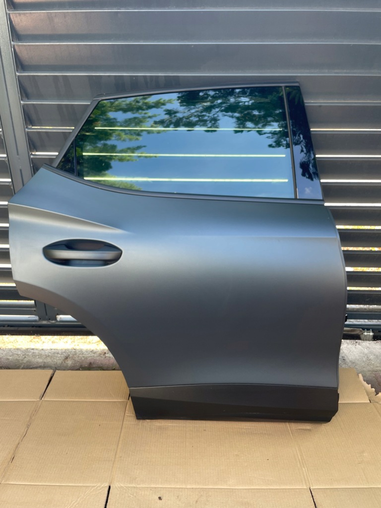 фото №4, Дверь правый задняя правое задние cupra formentor