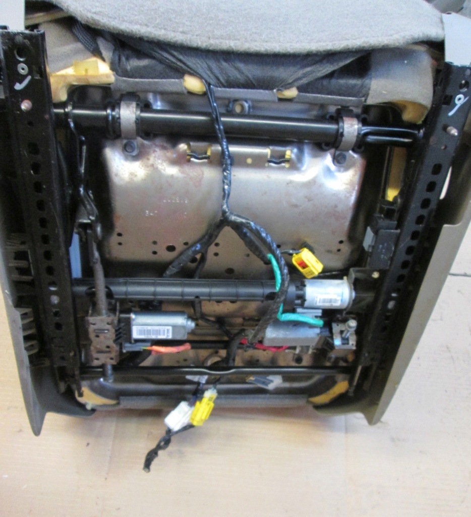 фото №10, Chrysler town country 11- сиденье перед левый правый dodge grand caravan