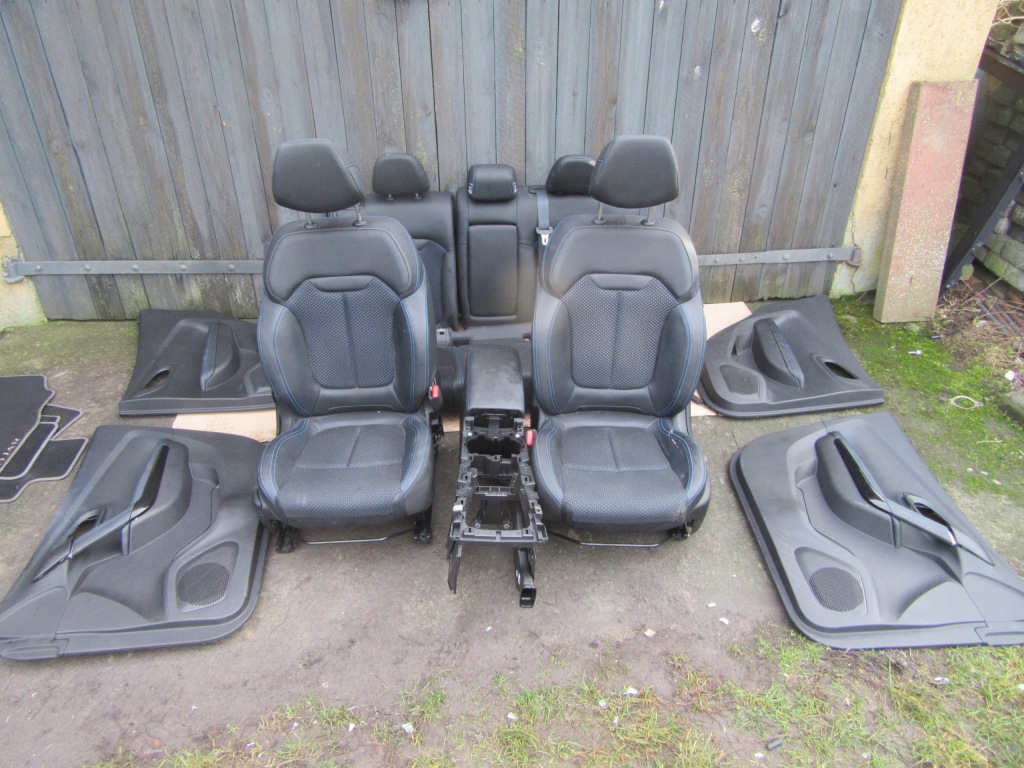 фото №1, Renault kadjar kompolet сидінь напівшкіра niebieska nić